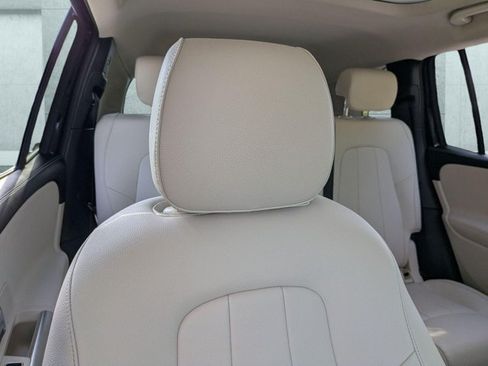 Certified 2022 Mercedes-Benz GLB 250 4MATIC image 13