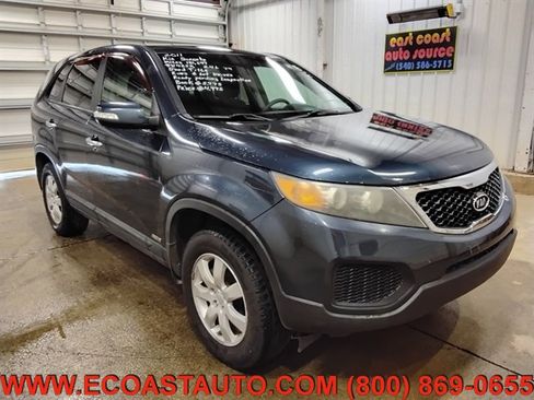 Used 2011 Kia Sorento LX AWD/4WD image 1
