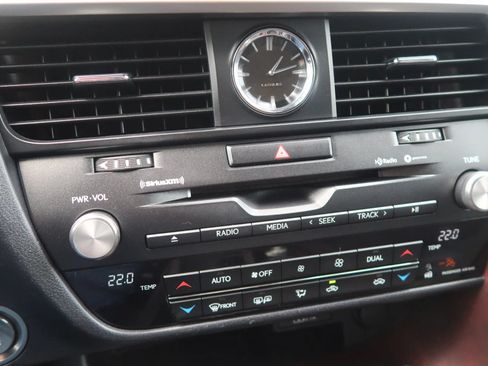 Used 2020 Lexus RX 350 AWD w/ Premium Package image 32