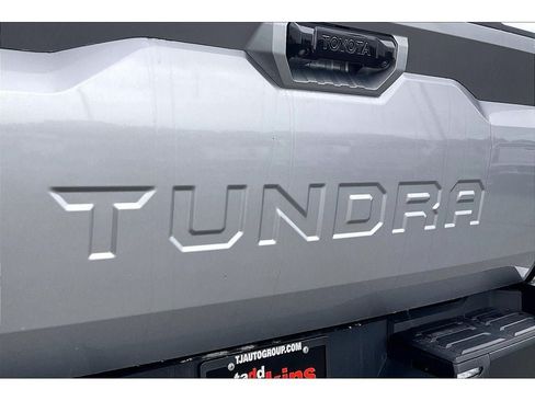 Used 2025 Toyota Tundra Limited w/ TRD Off-Road Package AWD/4WD image 9