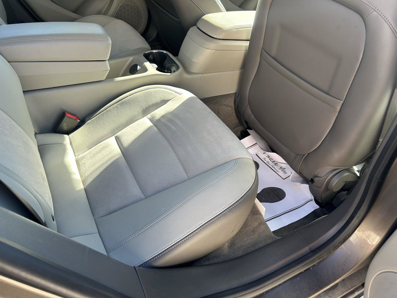 Used 2015 Chevrolet Volt Premium w/ Premium Trim Package FWD image 11