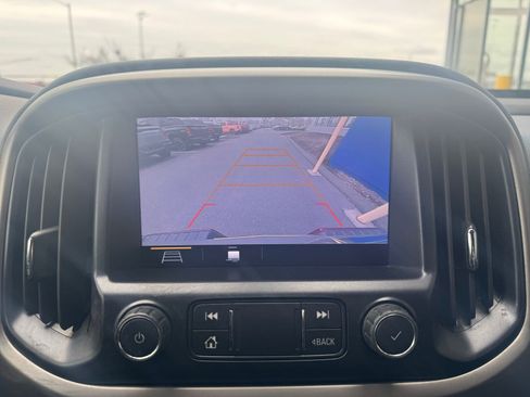 Used 2020 Chevrolet Colorado Z71 image 11