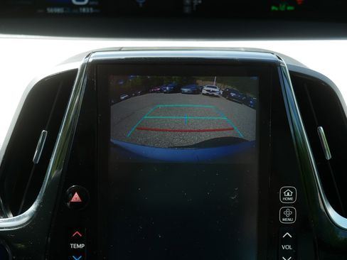 Used 2017 Toyota Prius Prime Advanced FWD image 27