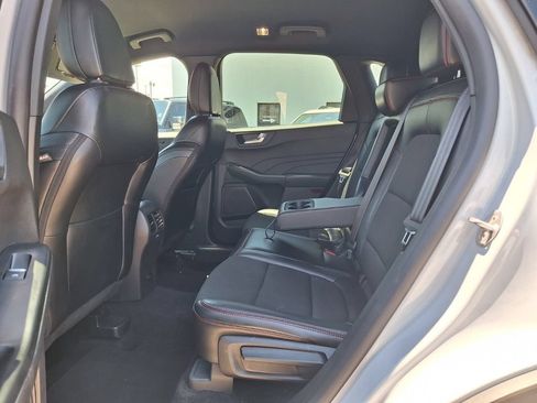 Used 2025 Ford Escape ST-Line FWD image 12