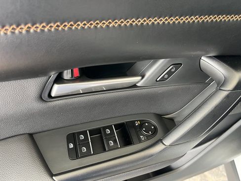 Used 2026 MAZDA CX-50 AWD 2.5 Hybrid w/ Premium Pkg image 17