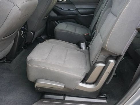 Used 2020 Chevrolet Traverse LT w/ Driver Confidence II Package AWD/4WD image 20