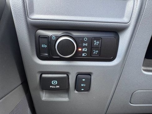 Used 2025 Ford F150 Lightning Flash AWD/4WD image 34