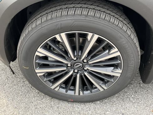 New 2026 Nissan Pathfinder Platinum AWD/4WD image 15