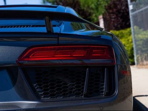 Used 2018 Audi R8 V10 plus AWD/4WD image 48