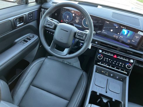 New 2025 Hyundai Santa Fe Calligraphy image 11