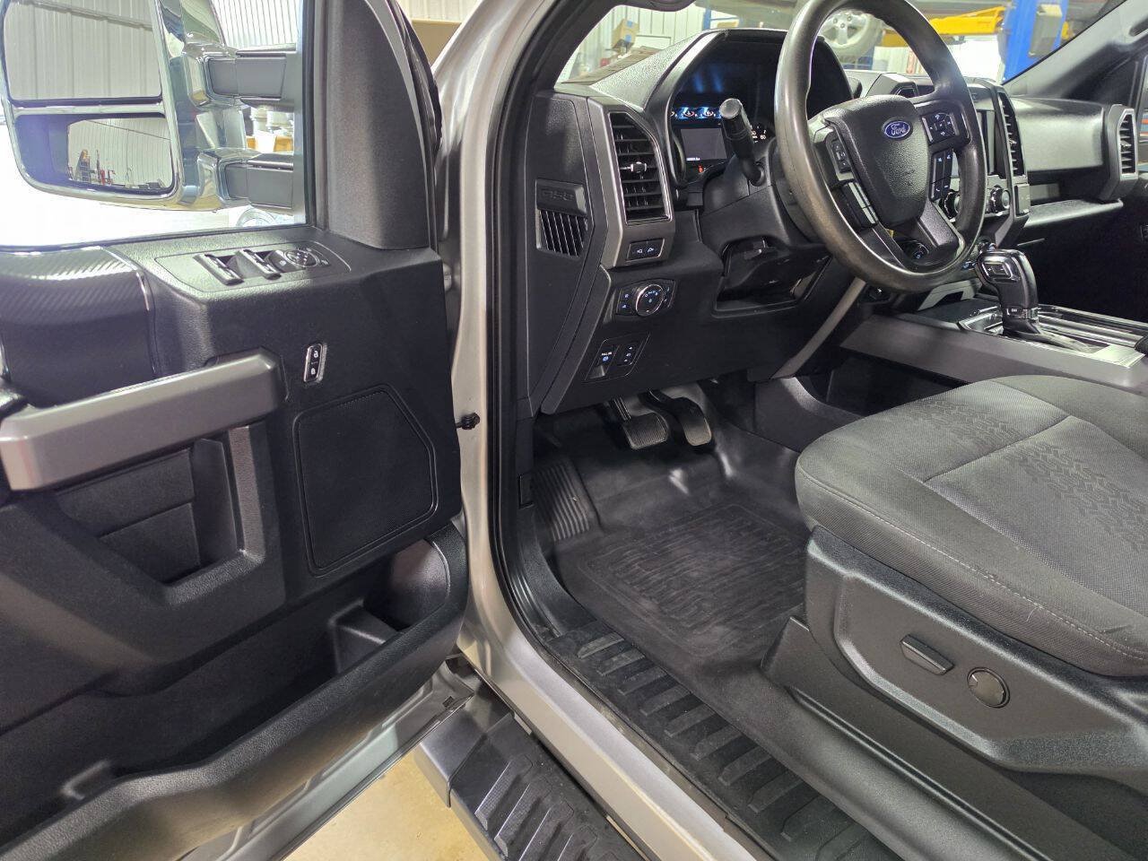 Used 2020 Ford F150 XLT w/ Equipment Group 301A Mid AWD/4WD image 25