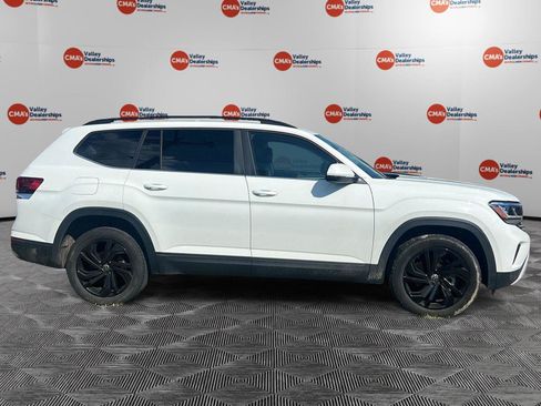 Used 2023 Volkswagen Atlas SE w/ Black Wheel Package AWD/4WD image 15