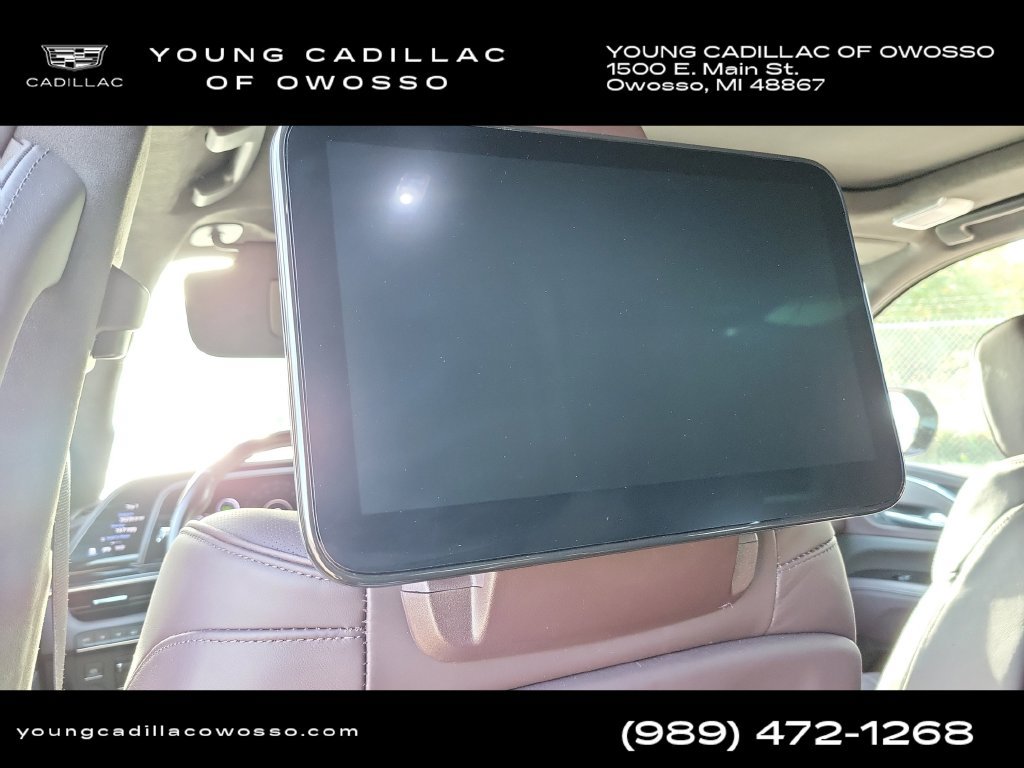 Used 2024 Cadillac Escalade Sport Platinum w/ LPO, ONYX Package AWD/4WD image 32