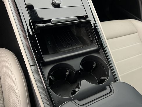 Used 2024 Porsche Panamera 4 AWD/4WD image 19