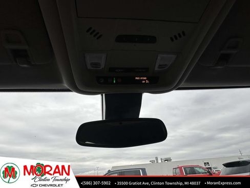 Used 2024 GMC Terrain AT4 w/ LPO, Floor Liner Package AWD/4WD image 32