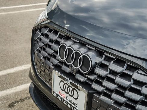 New 2025 Audi Q5 Premium image 9