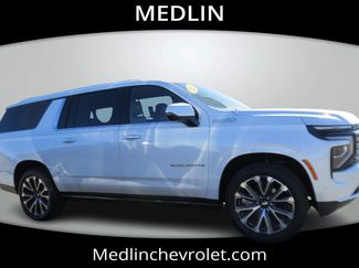 Used 2025 Chevrolet Suburban High Country AWD/4WD video 1