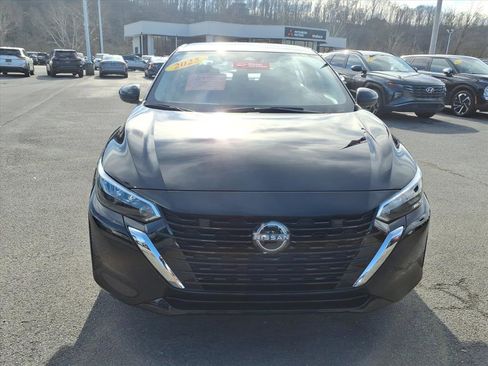 Certified 2025 Nissan Sentra S image 12