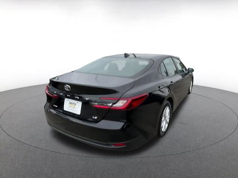 Used 2025 Toyota Camry LE image 14