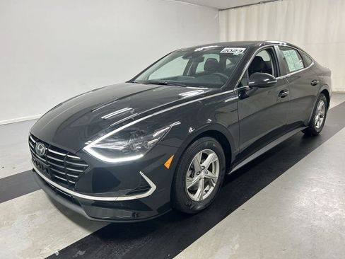 Used 2023 Hyundai Sonata SE image 5