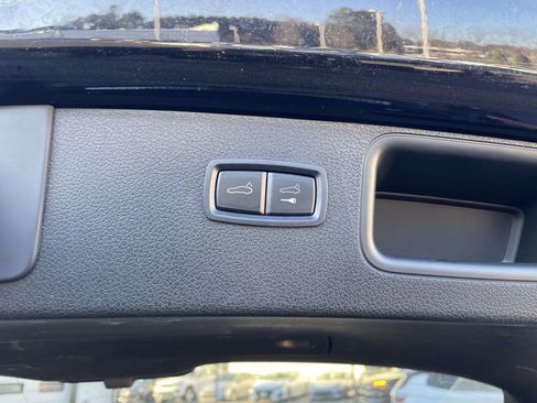 Used 2022 Porsche Macan S image 51