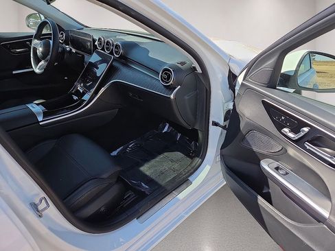 Used 2023 Mercedes-Benz C 300 Sedan image 12