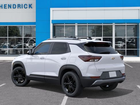 New 2026 Chevrolet TrailBlazer LT w/ Midnight Edition AWD/4WD image 5