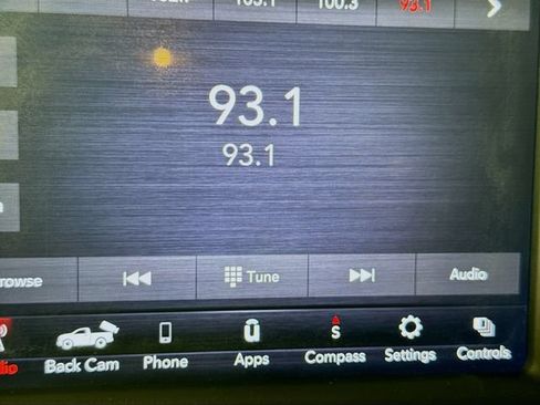 Used 2020 RAM 1500 Big Horn AWD/4WD image 14