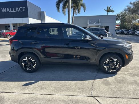 New 2026 Kia Seltos S image 5