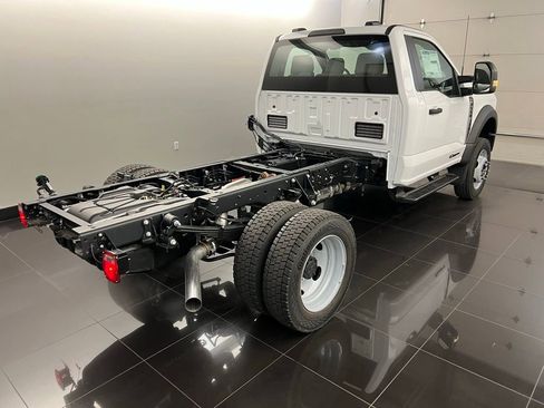 New 2026 Ford F550 4x4 Regular Cab Super Duty image 6