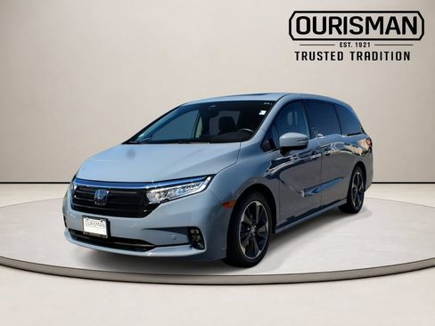 Used 2023 Honda Odyssey Elite image 5