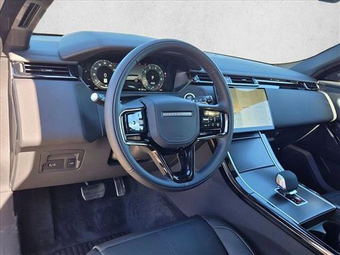 New 2026 Land Rover Range Rover Velar Dynamic SE image 3