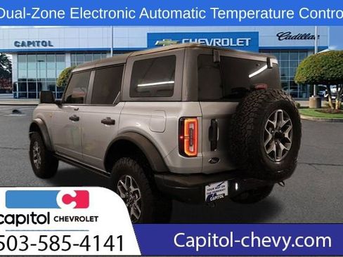 Used 2021 Ford Bronco Badlands image 6