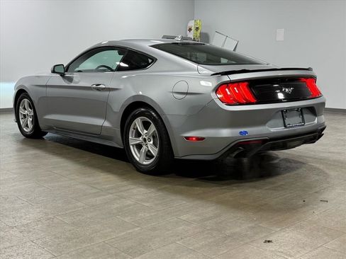 Used 2022 Ford Mustang EcoBoost image 6