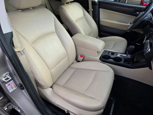 Used 2015 Subaru Outback 2.5i Limited image 29
