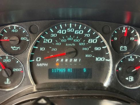 Used 2015 Chevrolet Express 2500 RWD image 10