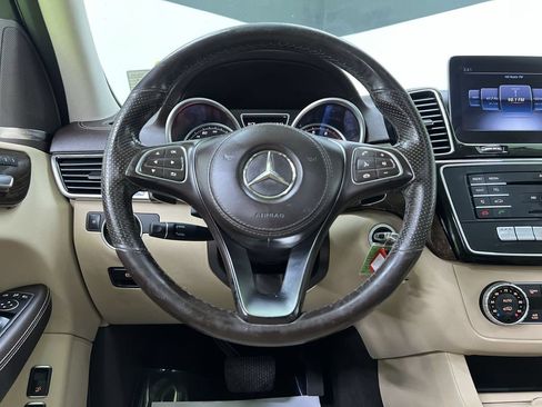 Used 2018 Mercedes-Benz GLS 450 4MATIC w/ Premium Package image 21