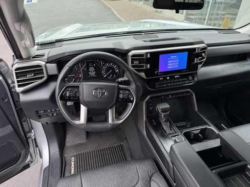 Used 2023 Toyota Tundra SR5 w/ SR5 Premium Package RWD image 15