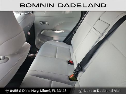 Used 2024 Hyundai Kona SE image 13