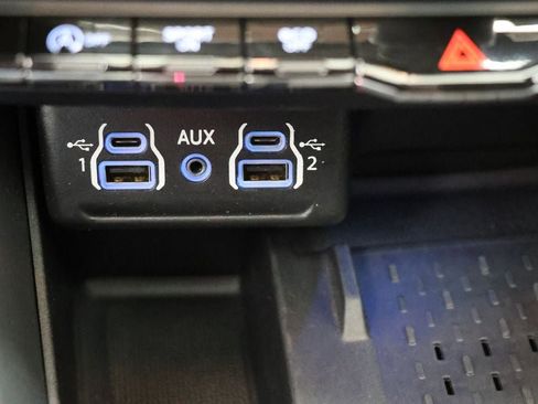 Used 2025 Dodge Durango GT image 28