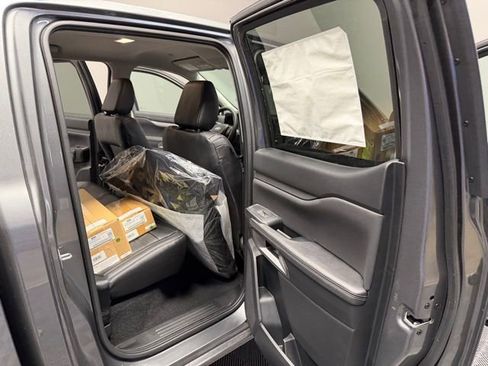 New 2025 Ford Ranger Lariat image 24