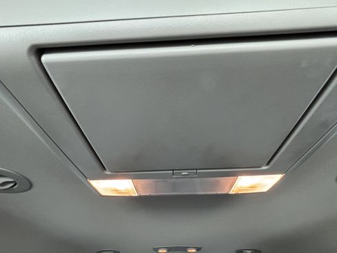 Used 2016 Chevrolet Traverse LT image 19