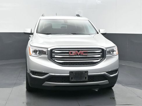 Used 2017 GMC Acadia SLE AWD/4WD image 4