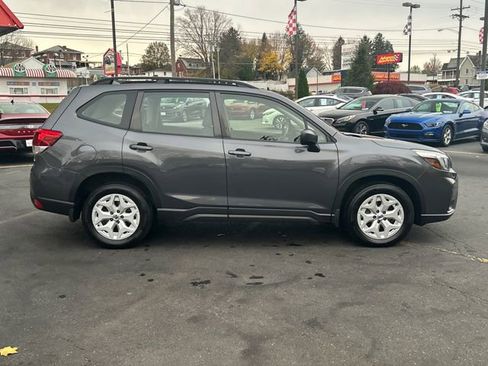 Used 2021 Subaru Forester image 8