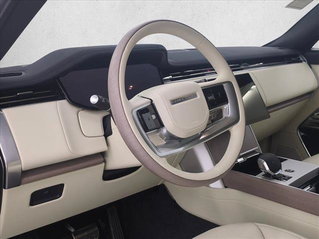 New 2026 Land Rover Range Rover SE AWD/4WD image 3