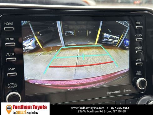 Used 2022 Toyota Highlander XLE image 26