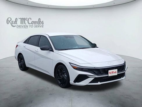 New 2026 Hyundai Elantra Sport FWD image 7