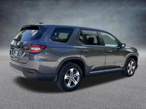 Used 2024 Honda Pilot EX-L image 5