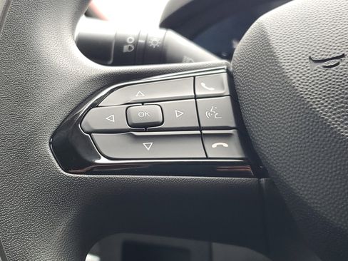 Used 2025 RAM ProMaster 2500 w/ Storage Group image 11