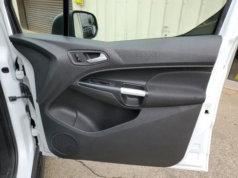 Used 2017 Ford Transit Connect XLT image 14